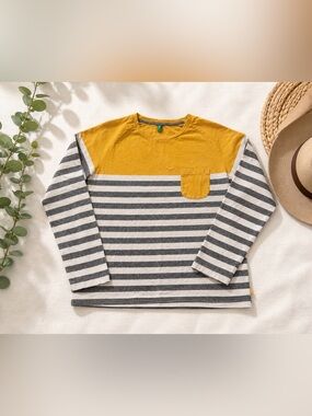 Vintage United Colors of Benetton Long Sleeve 100%‎ Cotton Tshirt Stripe